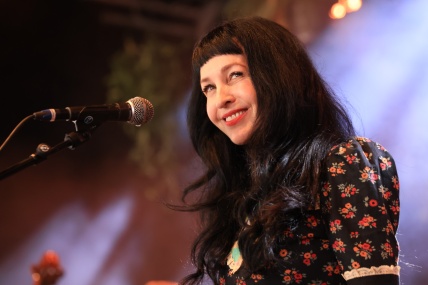 Grey Delisle