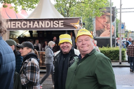 BEZOEKERS