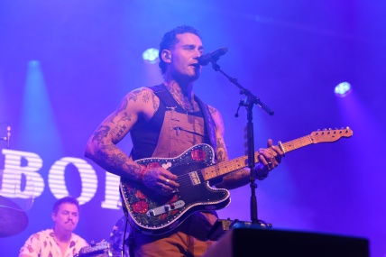 DOUWE BOB