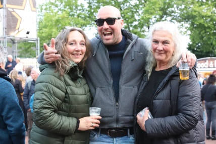 BEZOEKERS