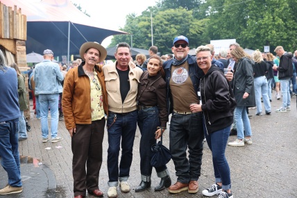 BEZOEKERS