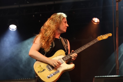 Joanne Shaw Tayler