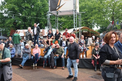 BEZOEKERS