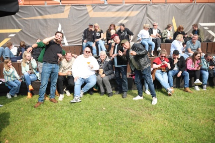 BEZOEKERS