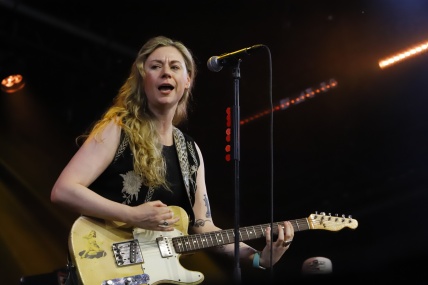 Joanne Shaw Tayler