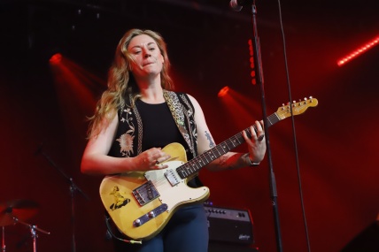 Joanne Shaw Tayler