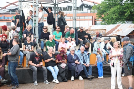 BEZOEKERS