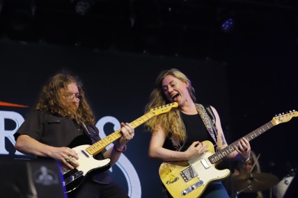 Joanne Shaw Tayler