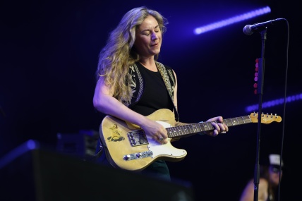 Joanne Shaw Tayler