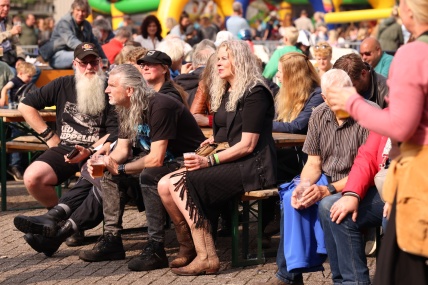 BEZOEKERS