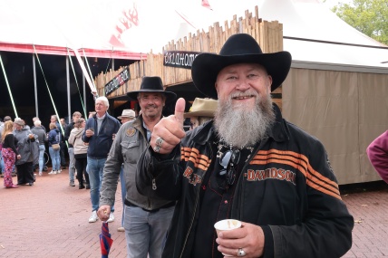 BEZOEKERS