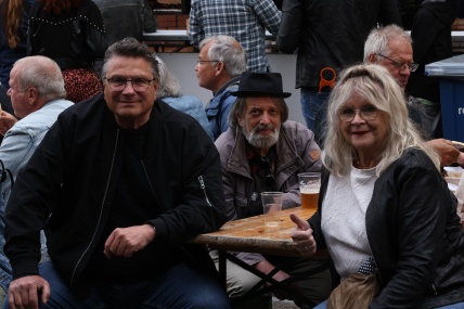 BEZOEKERS