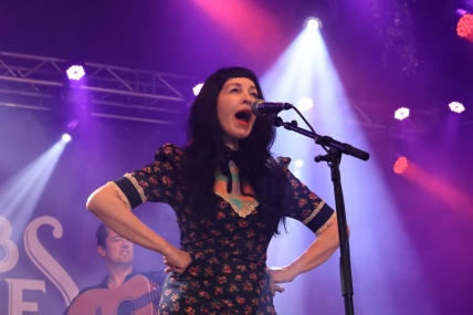 Grey Delisle