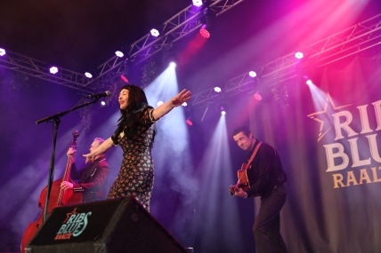 Grey Delisle
